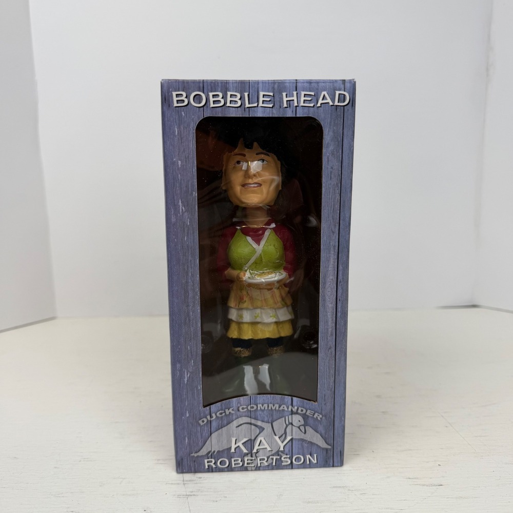 Duck Commander Kay Robertson Bobblehead Duck Dynasty Resin Figure